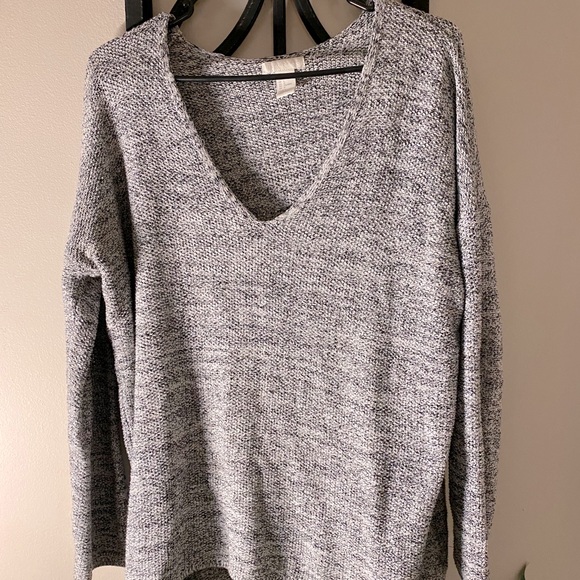 H&M Sweaters - GREY H&M CONSCIOUS SWEATER SIZE L